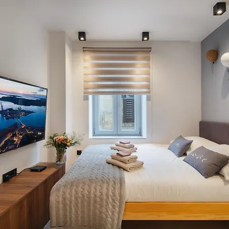 Arta Center - With Private Parking Apartment Pula