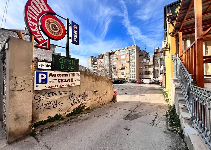 Arta Center - With Private Parking Apartament *