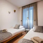 Arta Center - With Private Parking Apartment Pula