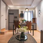 Apartment Arta Center - With Private Parking *