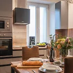 Arta Center - With Private Parking *
