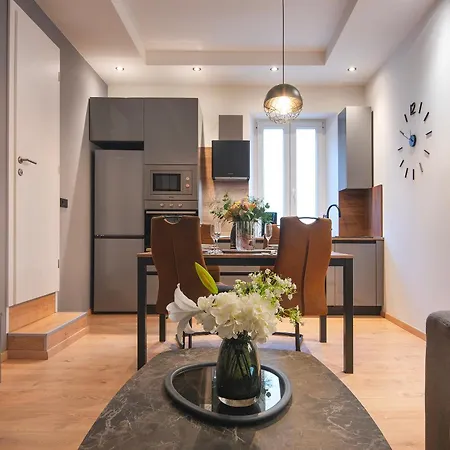 Apartment Arta Center - With Private Parking *