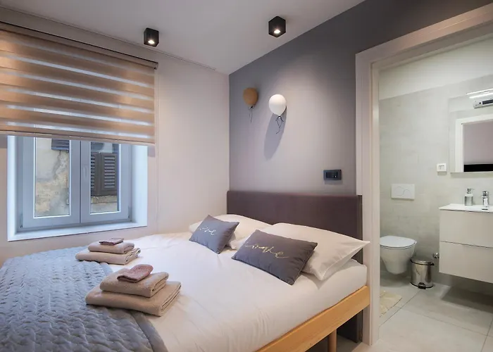Arta Center - With Private Parking